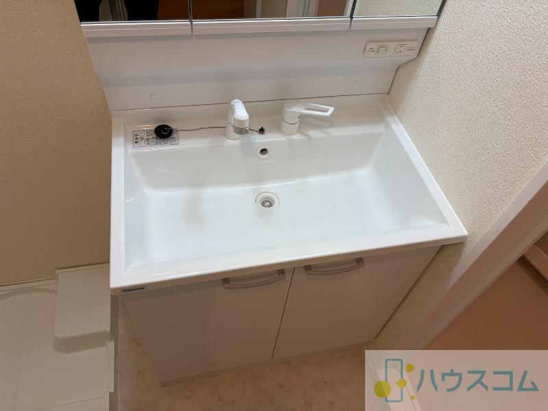 17/28 洗面