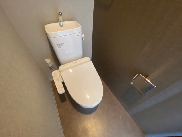 18/30 トイレ
