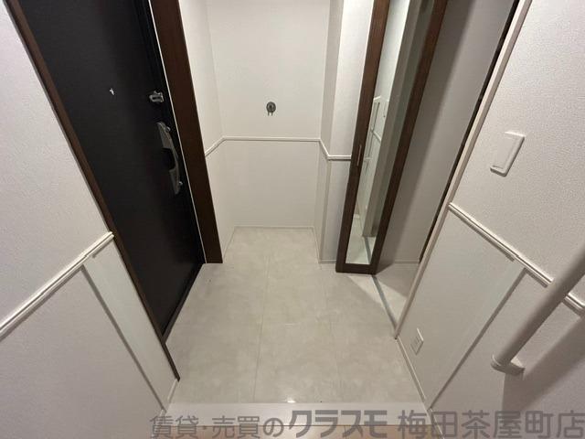 14/30 玄関