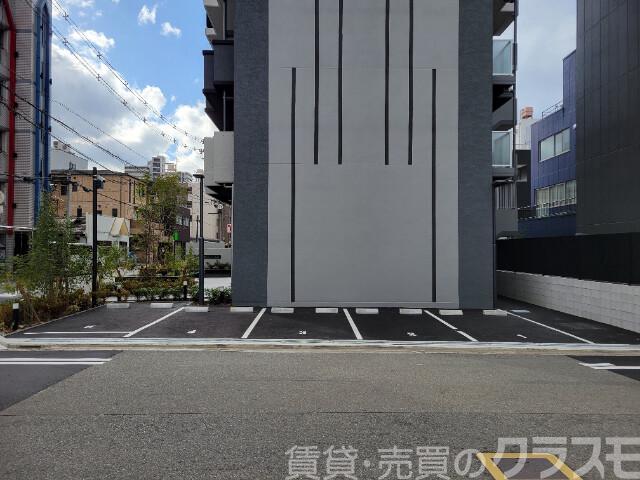 23/29 駐車場