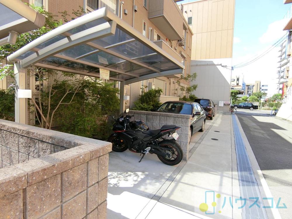 2/6 駐車場