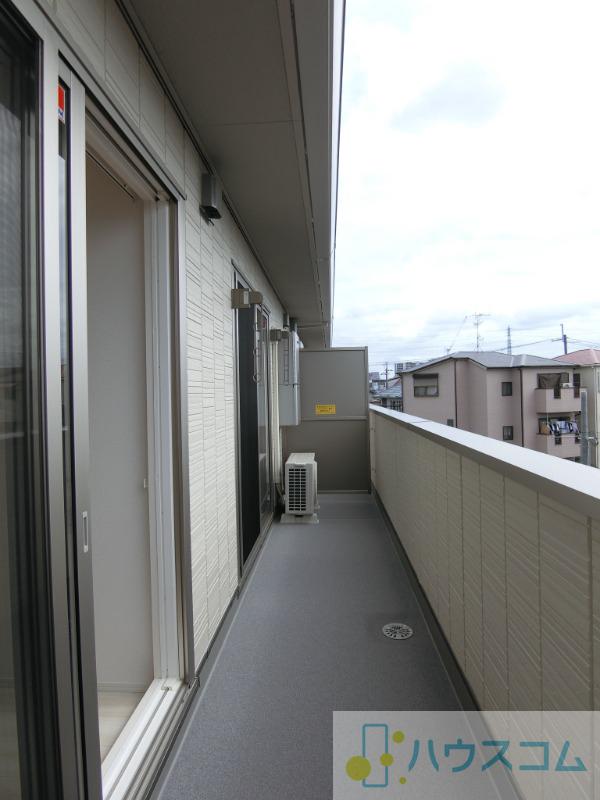 23/30 バルコニー