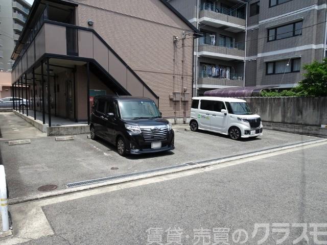 21/30 駐車場