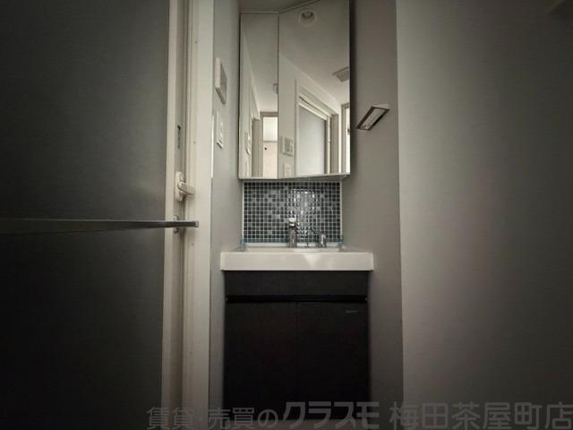 20/30 洗面