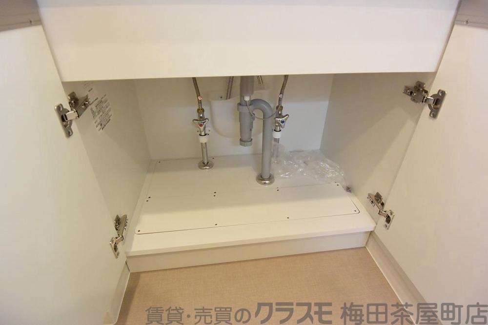 14/30 室内