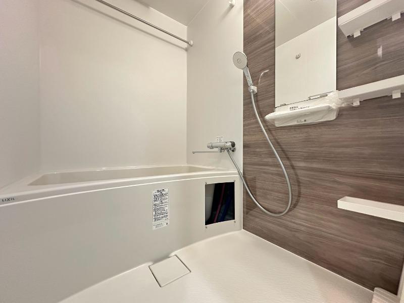 13/30 浴室