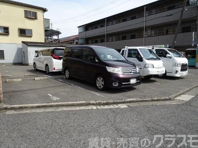 21/30 駐車場