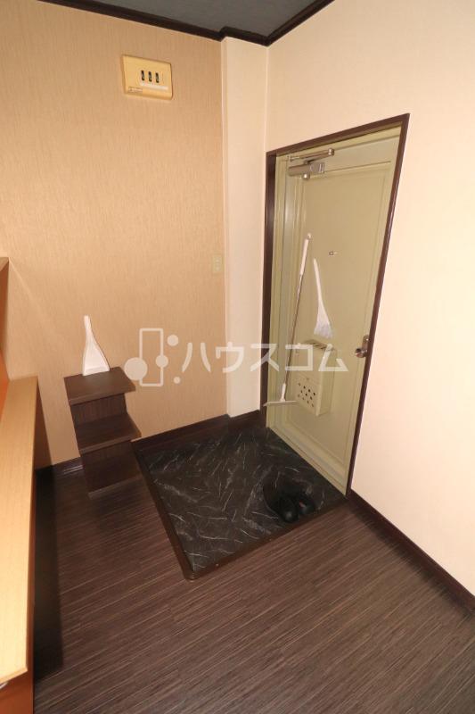 5/20 玄関