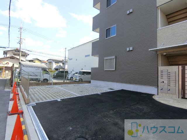 4/7 駐車場