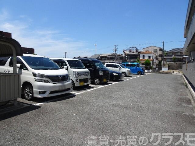 2/10 駐車場