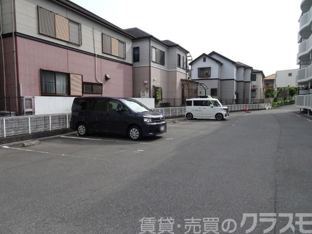 2/13 駐車場