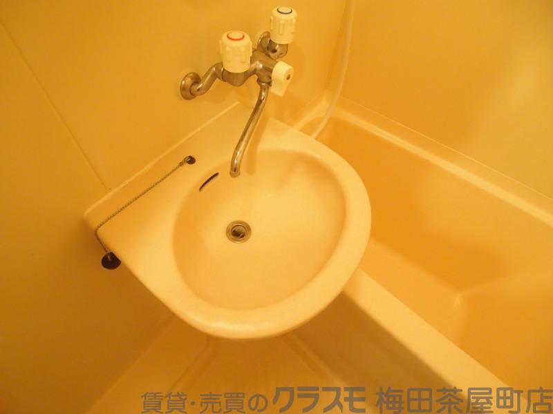 22/30 洗面