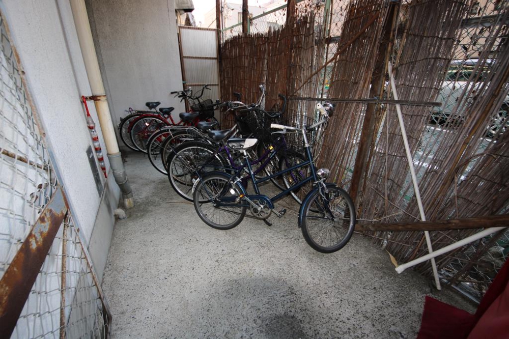 28/30 駐車場