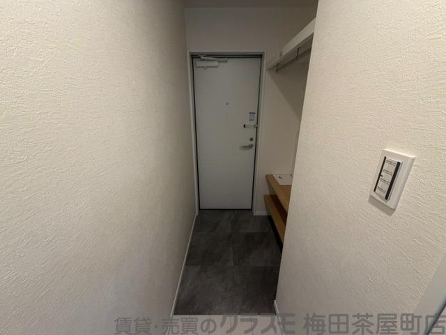 18/30 玄関