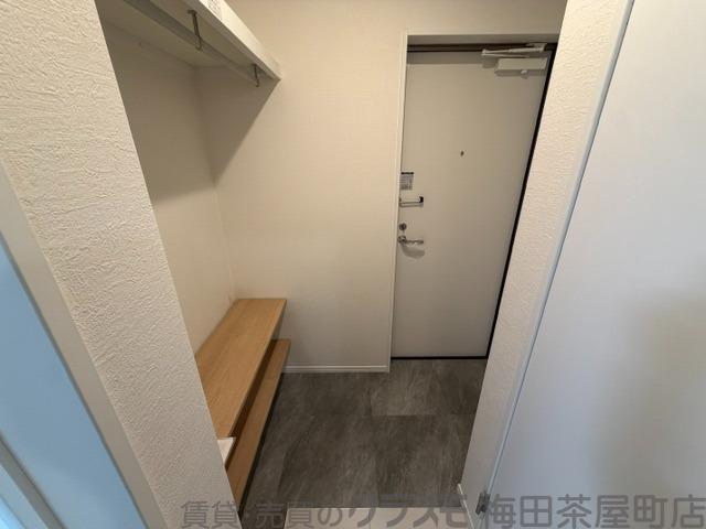 18/30 玄関