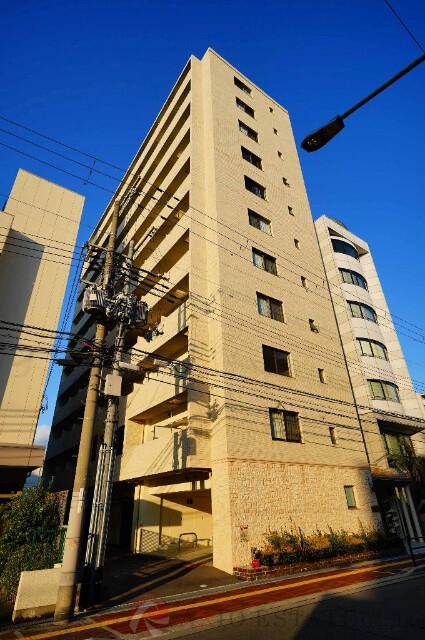2/30 外観