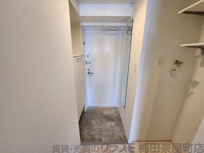 17/30 玄関