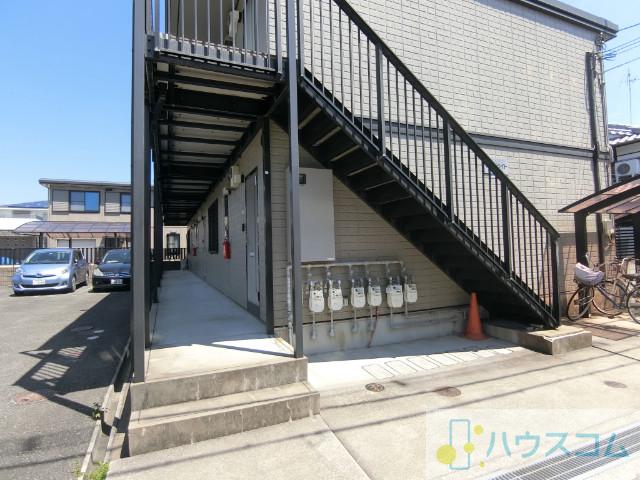 25/30 エントランス