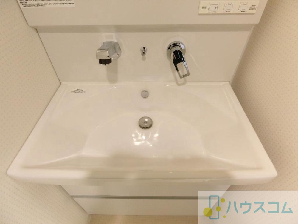 18/30 洗面