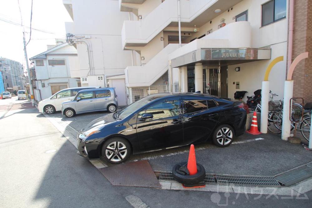 2/5 駐車場