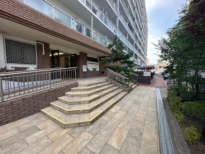 2/6 エントランス