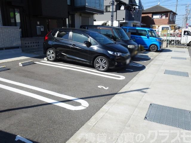 2/10 駐車場
