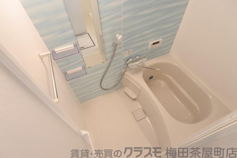 21/30 浴室