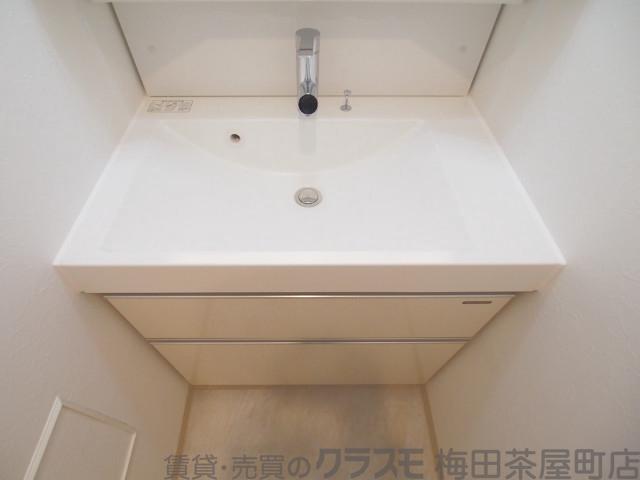 24/30 洗面