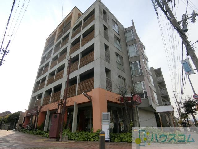 2/30 外観