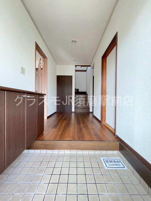 19/30 玄関