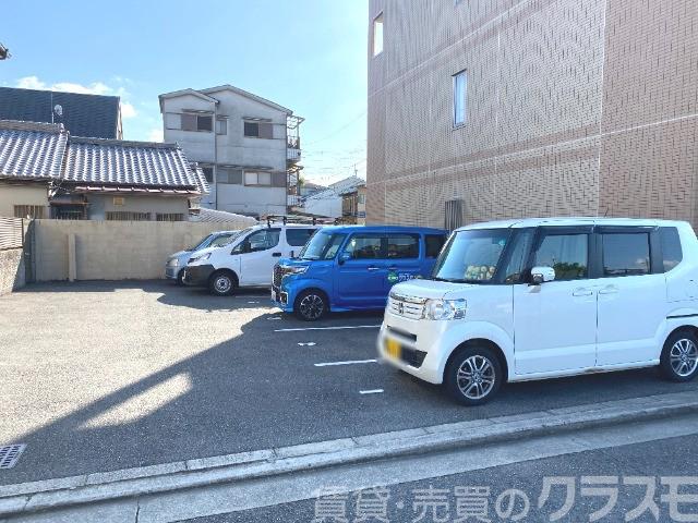 21/30 駐車場