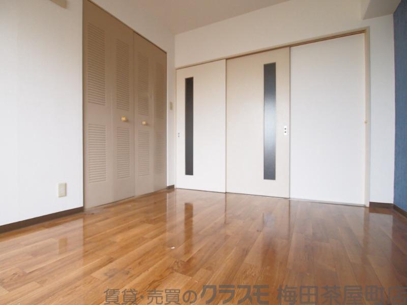 13/30 寝室