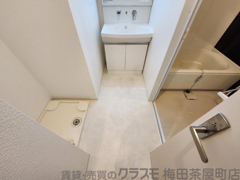 14/30 室内