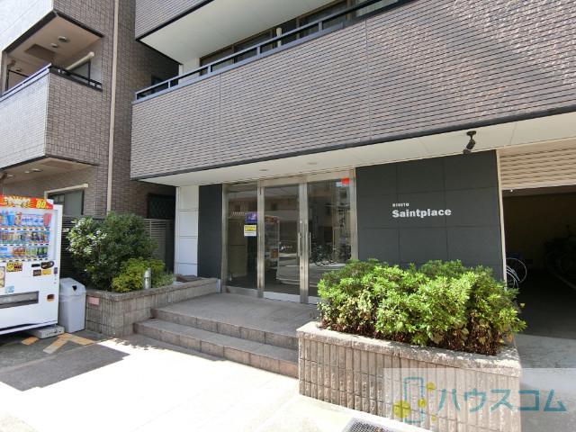 2/5 エントランス