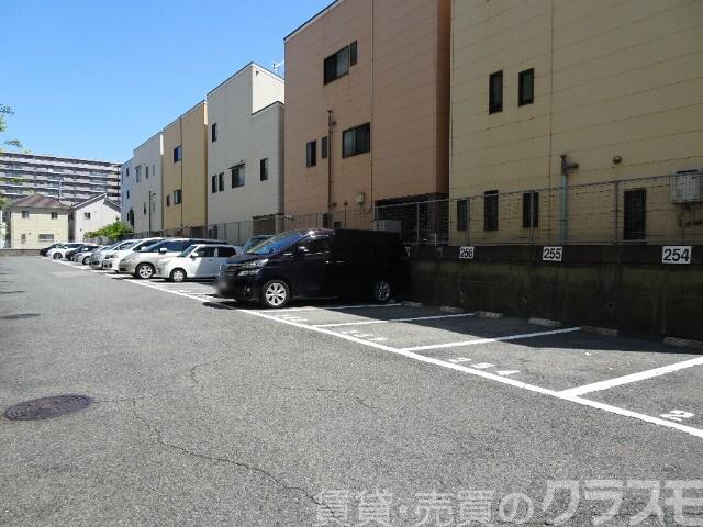 21/30 駐車場