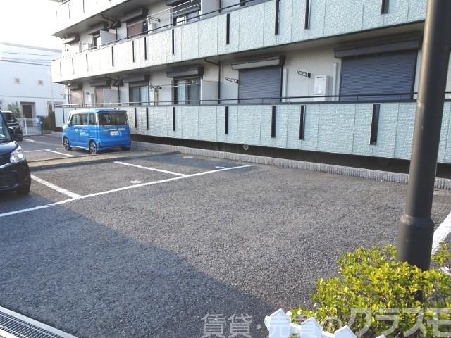 2/12 駐車場