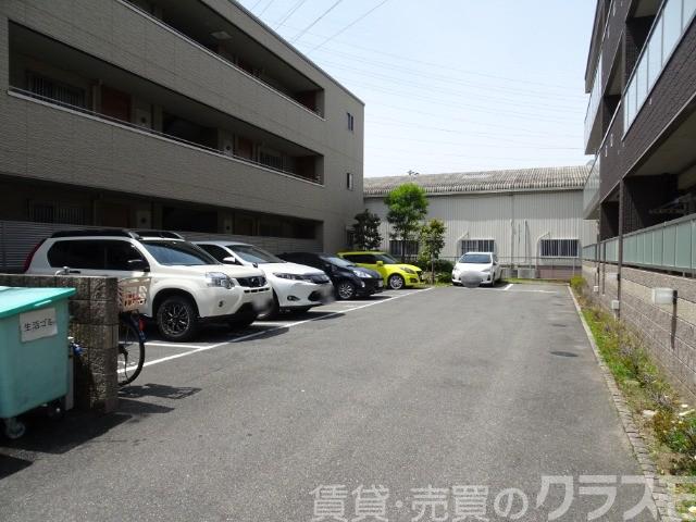 2/10 駐車場