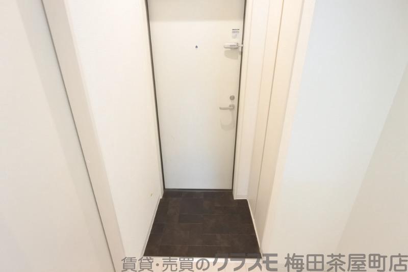 14/30 玄関