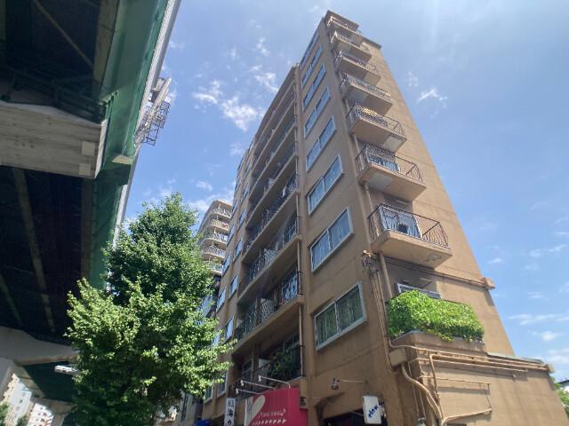 2/8 外観