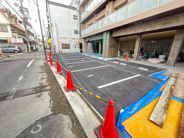 28/30 駐車場