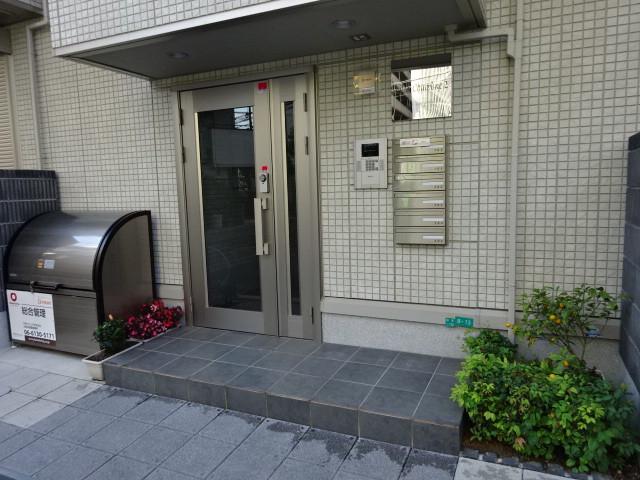 2/3 エントランス