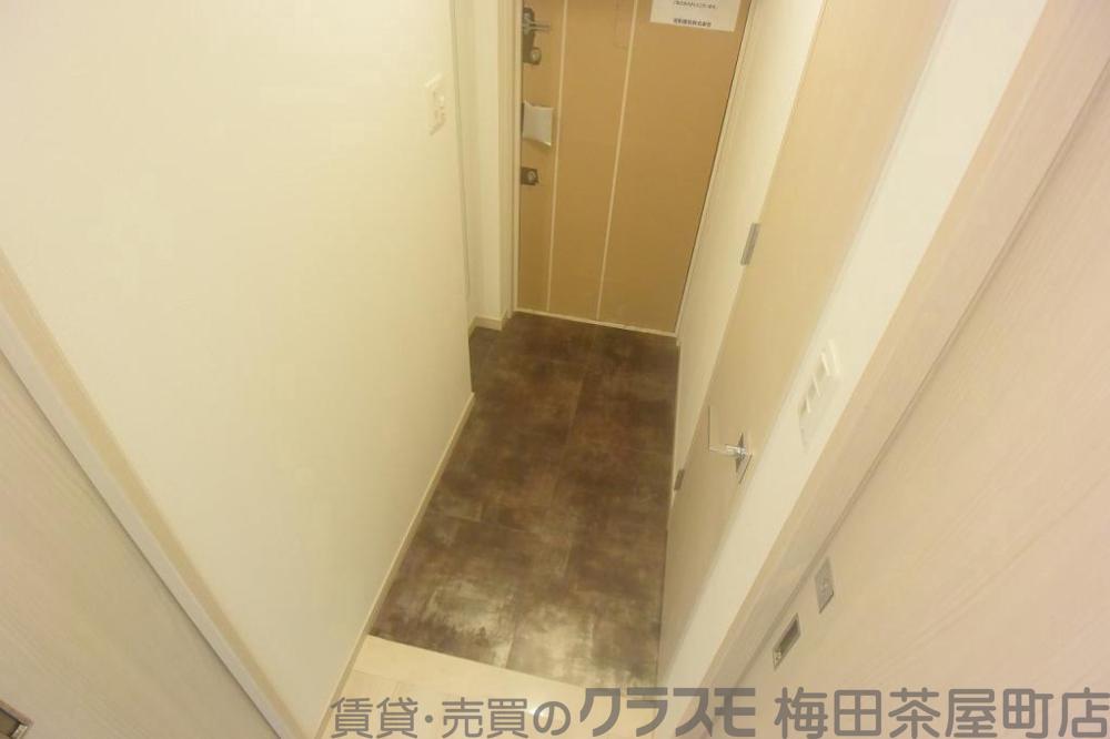17/30 玄関