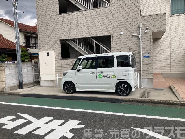 23/30 駐車場