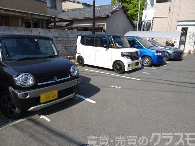 2/10 駐車場