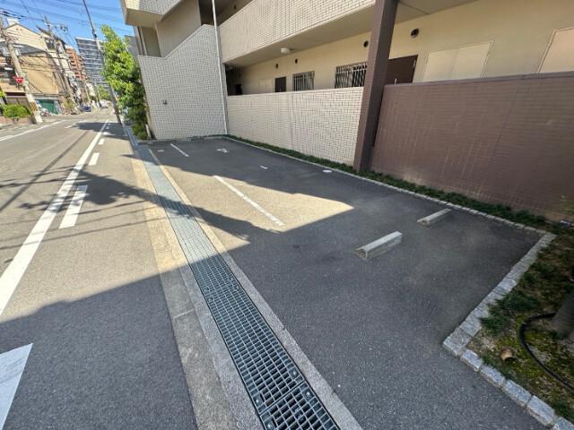 30/30 駐車場