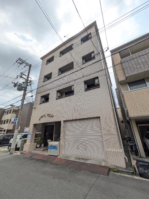 2/30 外観