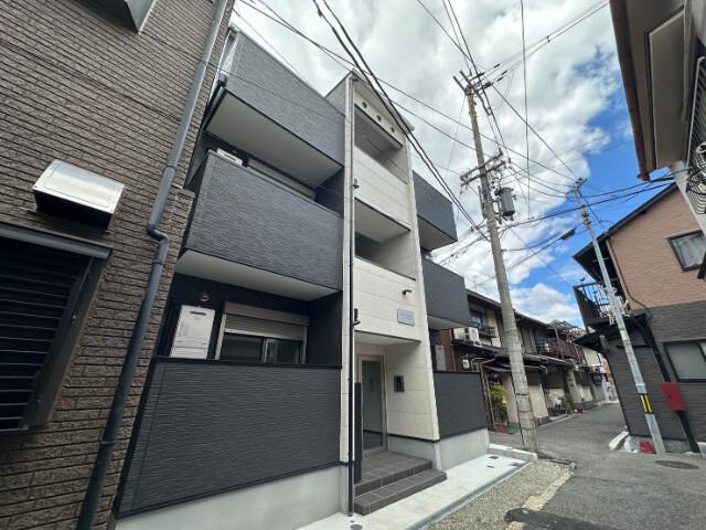 2/30 外観