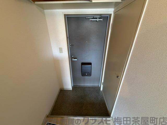 14/30 玄関