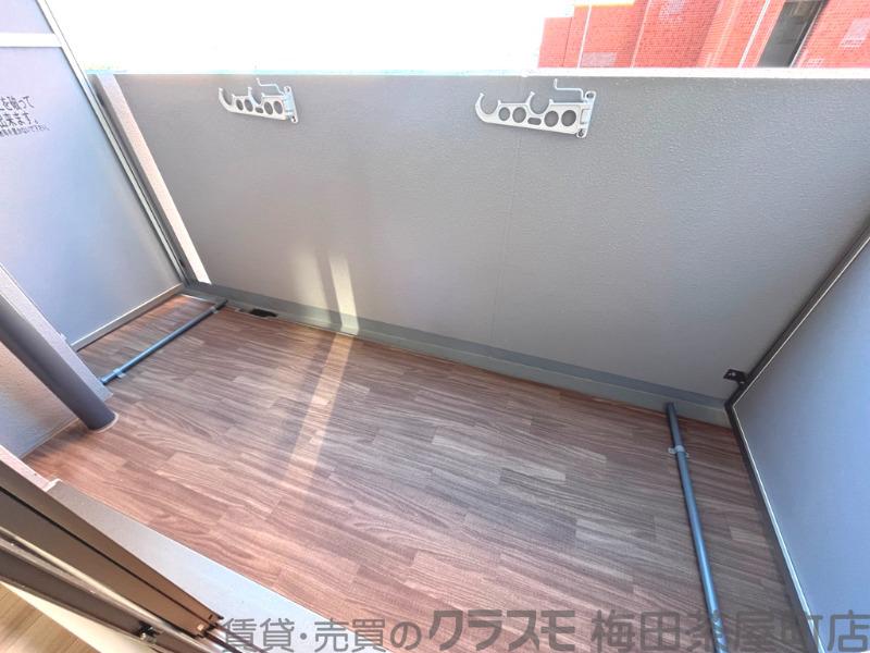 21/30 バルコニー