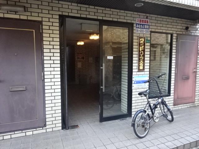 22/30 エントランス